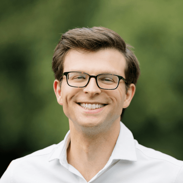Headshot — Web